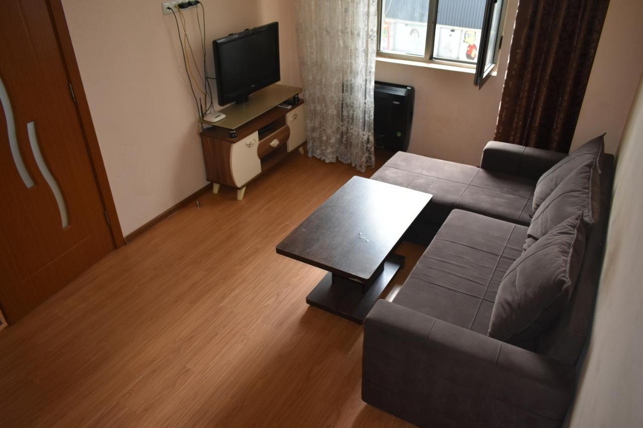 Ucha'S Apartment Batumi Kültér fotó