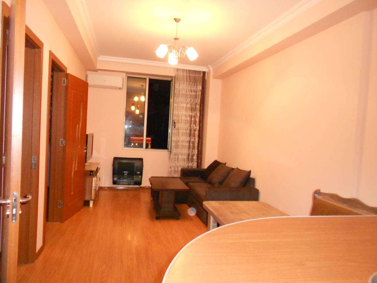 Ucha'S Apartment Batumi Kültér fotó